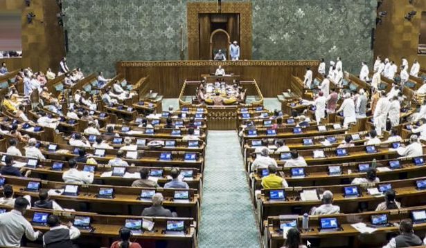 Anti Paper Leak Bill, Lok Sabha, Public Examinations Amendment Bill, Om Birla, JP Nadda, Mallikarjun Kharge, Jitendra Singh, Parliament Session, Paper Leak, Public Examinations Act, Special Fast Track Courts, Bansuri Swaraj, Tejasvi Surya, Opposition Protest, New Delhi News