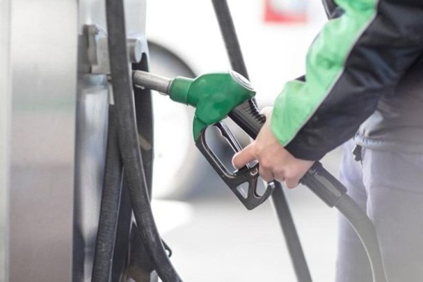 Arvind Kejriwal, E20 Petrol, Ethanol Blended Fuel, AAP, Modi Government, Petrol Mileage, Vehicle Damage, Fuel Efficiency, E20 Fuel India, Ethanol Policy, Central Government, Petrol News, Auto News, India Fuel Policy, Consumer Concerns