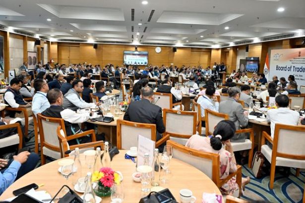 Himachal Pradesh, DGFT, Baddi Barotiwala Nalagarh, BBN Industrial Corridor, Harshwardhan Chauhan, Piyush Goyal, Himachal Exports, Bulk Drug Park, NIPER Mohali, Una Bulk Drug Park, GI Tagged Products, One District One Product, Export Promotion, Chandigarh Baddi Rail Corridor, Industrial Clusters, Himachal Industry, Shimla News