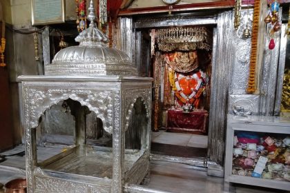 Sirmaur Temple Theft, Ganesh Temple Burglary, Kotla Molar Panchayat, Sainj Dhar, Nahan News, Silver Palanquin Stolen, Gold Ornaments Theft, Temple Burglary, Himachal Pradesh News, Nishchint Singh Negi, Forensic Investigation, CCTV Disabled, Religious Artefacts, Sirmaur Police